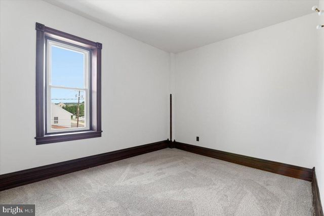 105 S WHITEOAK ST, Kutztown, PA 19530