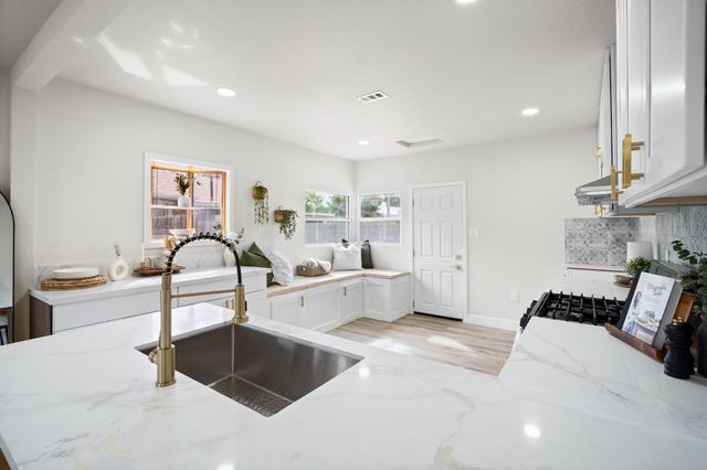 1377 N Harrison, Fresno, CA 93728