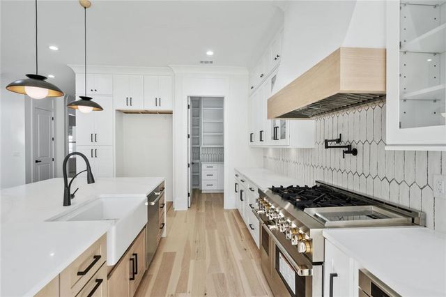 876 Bramlett Shoals Road, Lawrenceville, GA 30045