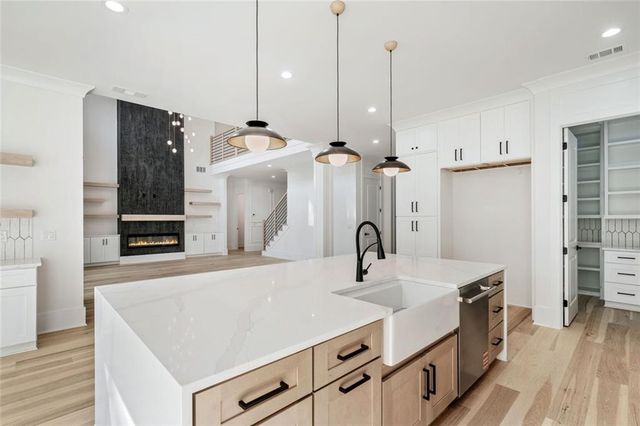 876 Bramlett Shoals Road, Lawrenceville, GA 30045