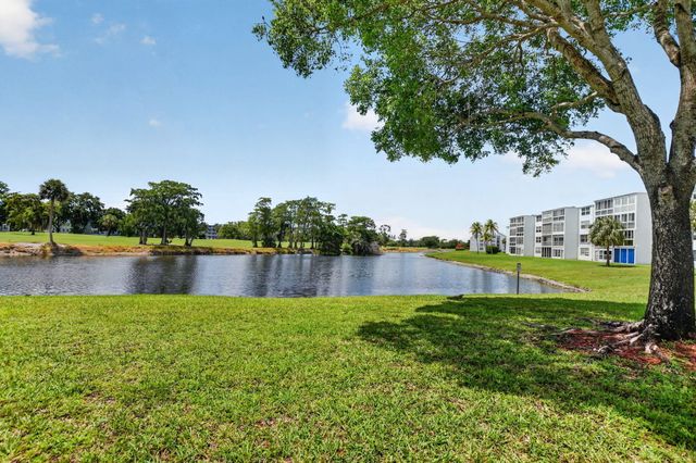 1700 NW 80th Avenue 104, Margate, FL 33063