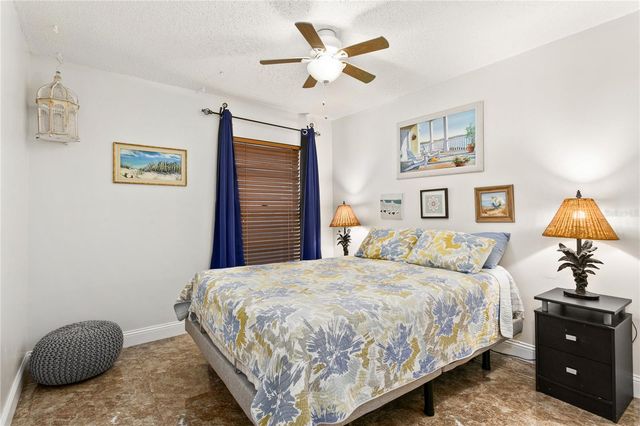 9729 CYPRESS SHADOW AVENUE, Tampa, FL 33647