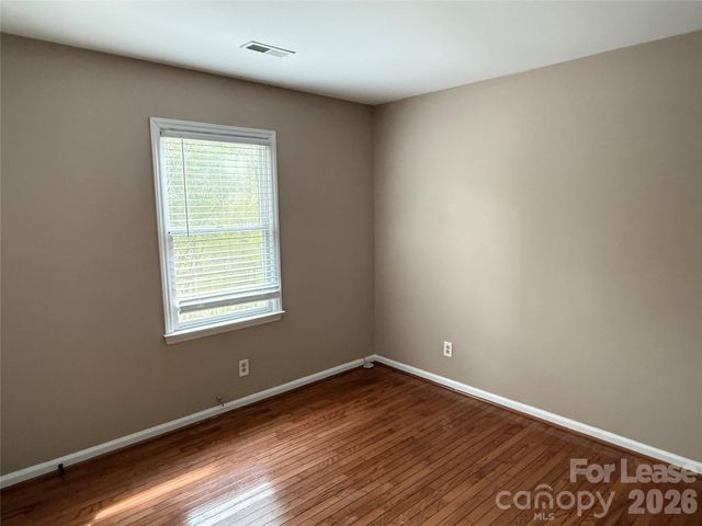 1908 Thurmond Place, Charlotte, NC 28205