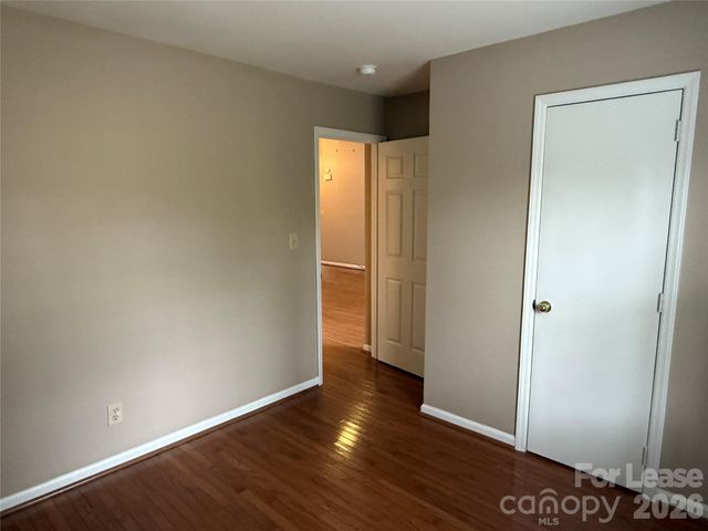 1908 Thurmond Place, Charlotte, NC 28205