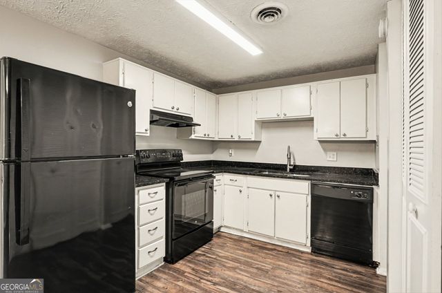 2730 Old South Drive, Jonesboro, GA 30236