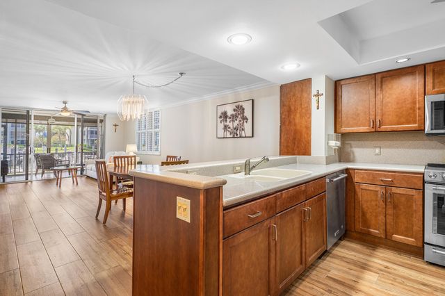 911 Gardenia Drive 154, Delray Beach, FL 33483