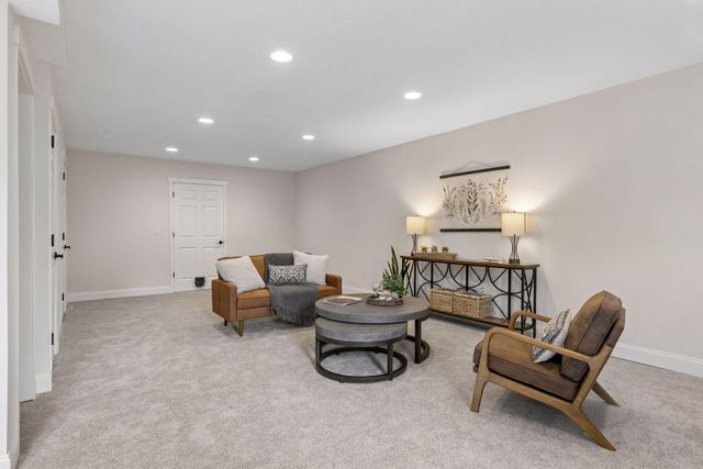 2645 Norcrest Avenue N, Stillwater, MN 55082