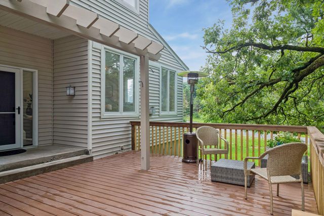 2645 Norcrest Avenue N, Stillwater, MN 55082