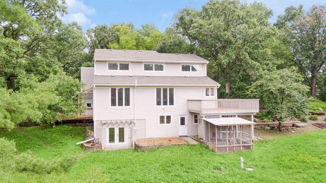 2645 Norcrest Avenue N, Stillwater, MN 55082