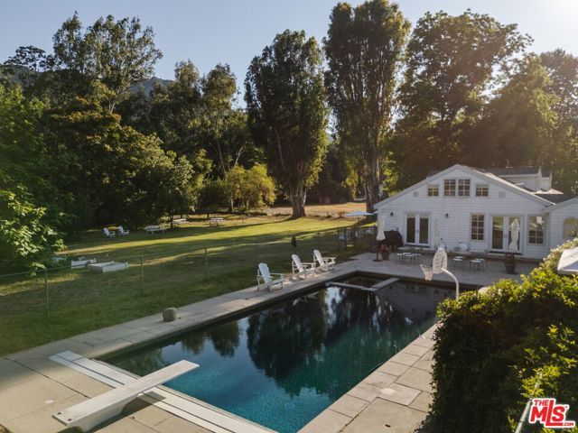 1520 Bonnell Drive, Topanga (los Angeles), CA 90290