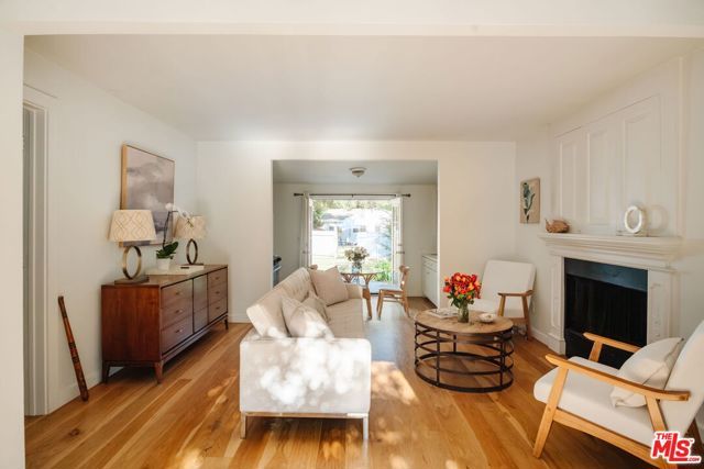 1520 Bonnell Drive, Topanga (los Angeles), CA 90290