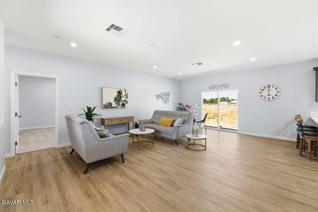 40525 E 174th Street, Lancaster, CA 93535