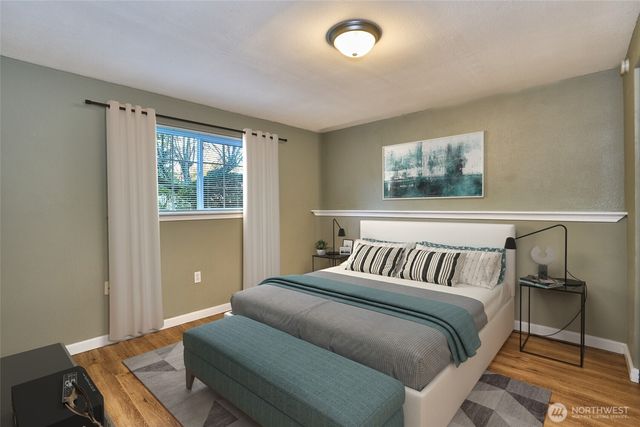 15946 SE 1st Street, Bellevue, WA 98008