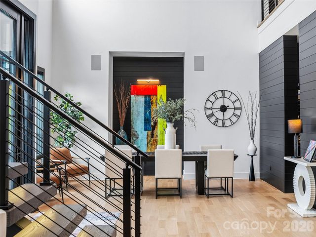 361 Belle Isle Way, Asheville, NC 28803