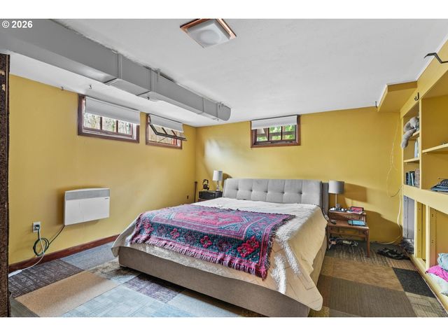 245 Se 108TH Ave, Portland, OR 97216