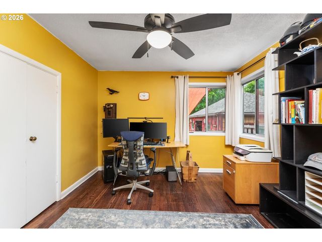 245 Se 108TH Ave, Portland, OR 97216