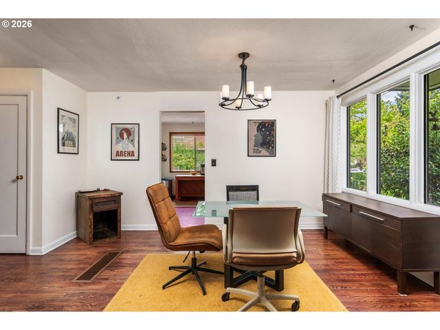245 Se 108TH Ave, Portland, OR 97216