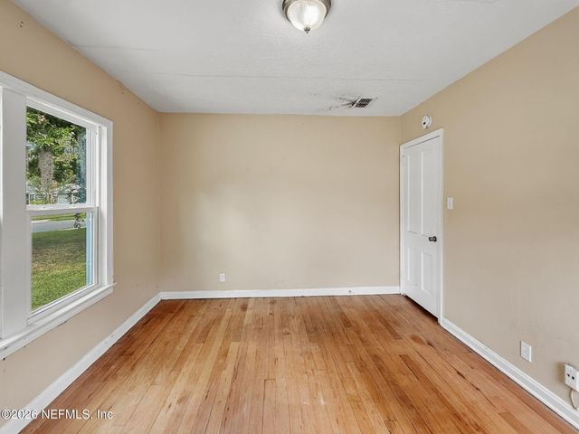 4853 RIVERDALE Road, Jacksonville, FL 32210