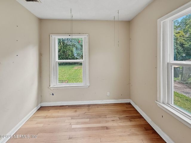 4853 RIVERDALE Road, Jacksonville, FL 32210