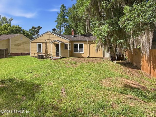4853 RIVERDALE Road, Jacksonville, FL 32210