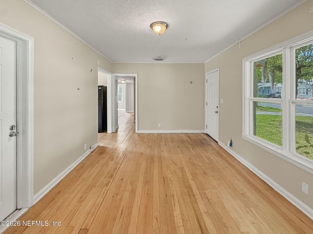 4853 RIVERDALE Road, Jacksonville, FL 32210