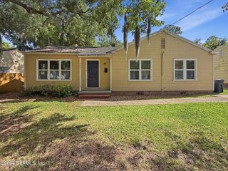 4853 RIVERDALE Road, Jacksonville, FL 32210