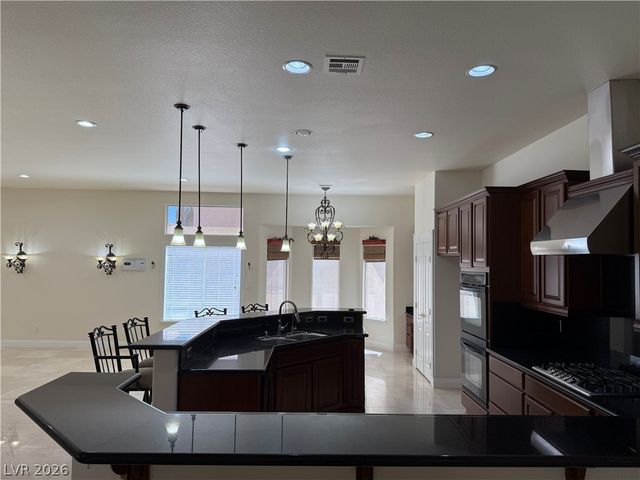 5554 Chicory Falls Court, Las Vegas, NV 89148