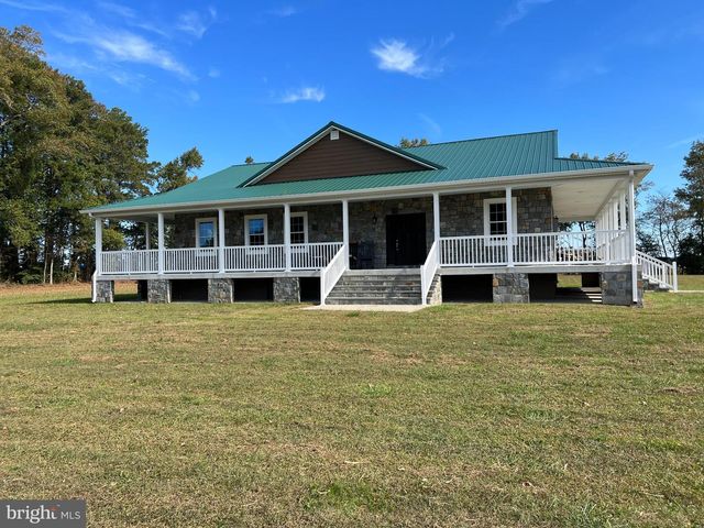 26297 PITTS CREEK RD, New Church, VA 23415