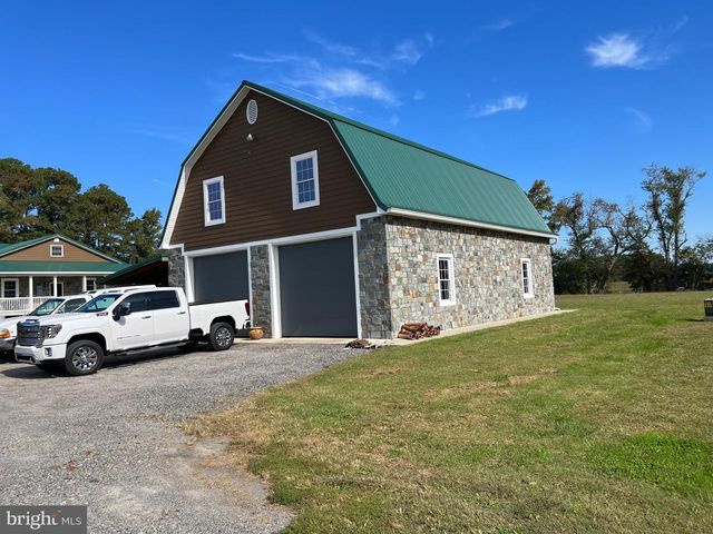 26297 PITTS CREEK RD, New Church, VA 23415