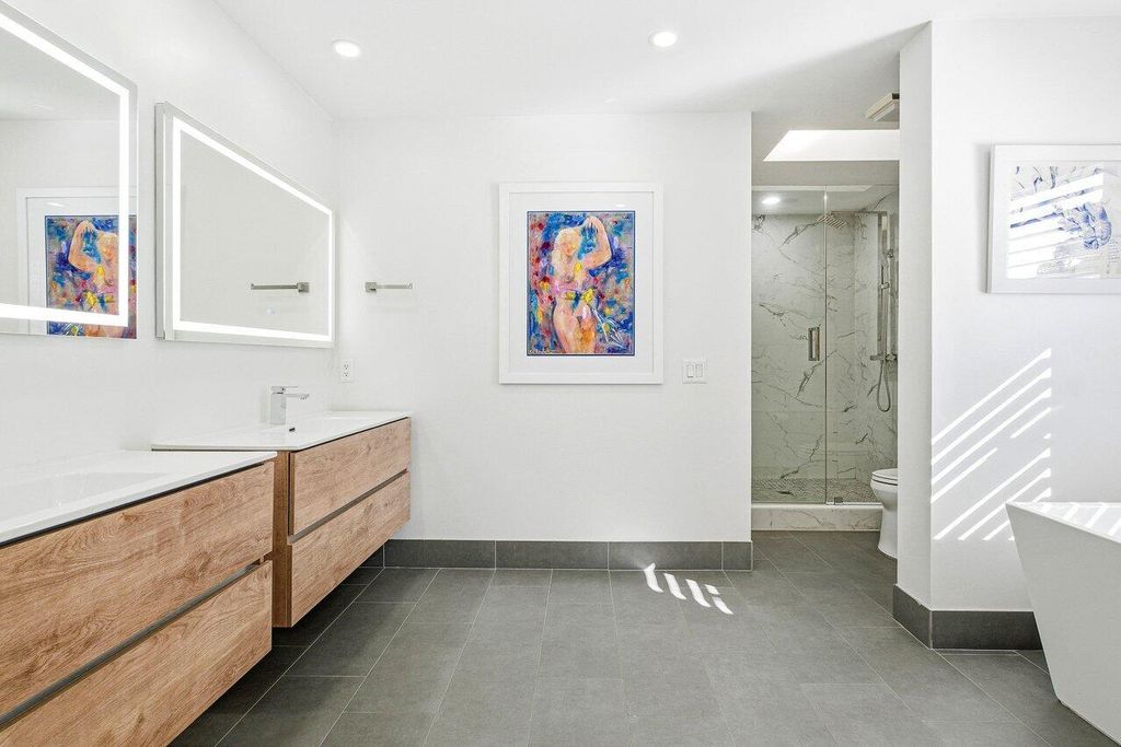 Image 15 of property listing at 5696 NW 39th Avenue, Boca Raton, FL 33496