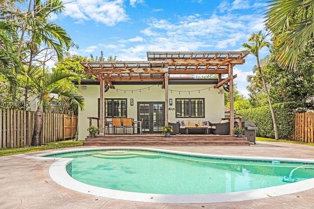 111 SW 29th Road, Miami, FL 33129