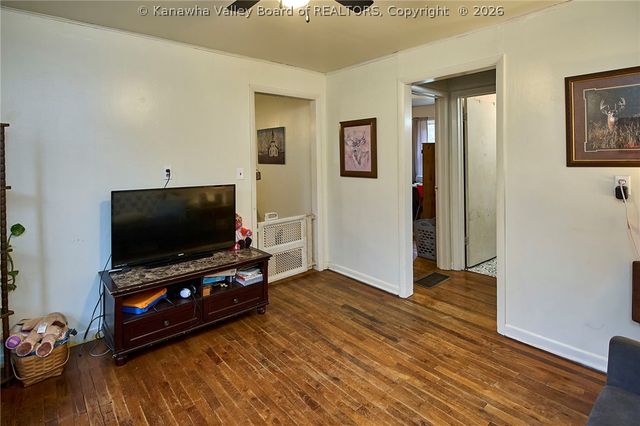 104 Woodland Drive, Nitro, WV 25143