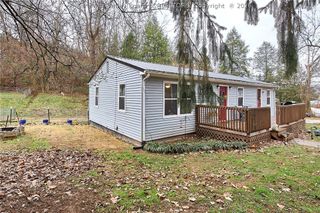104 Woodland Drive, Nitro, WV 25143