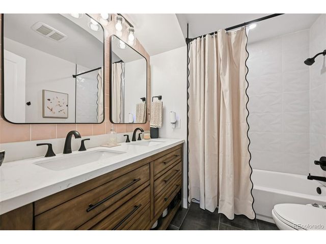 6317 S Fairfax Way, Centennial, CO 80121