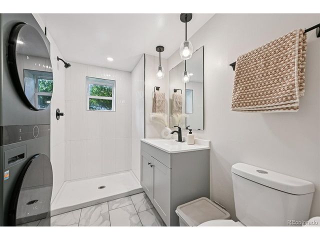 6317 S Fairfax Way, Centennial, CO 80121