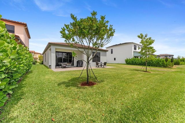 16390 Sea Turtle Place, Loxahatchee, FL 33470