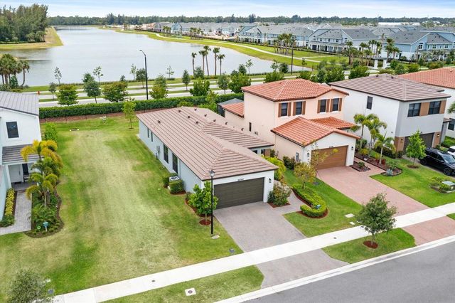 16390 Sea Turtle Place, Loxahatchee, FL 33470