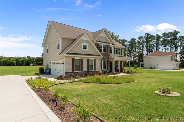 158 Sweet Grass Lane, Raeford, NC 28376