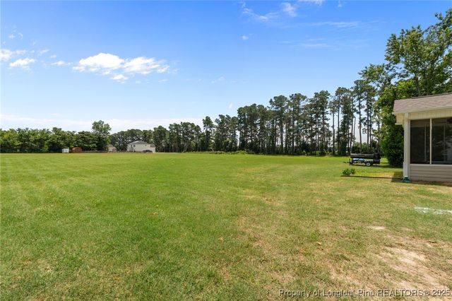 158 Sweet Grass Lane, Raeford, NC 28376