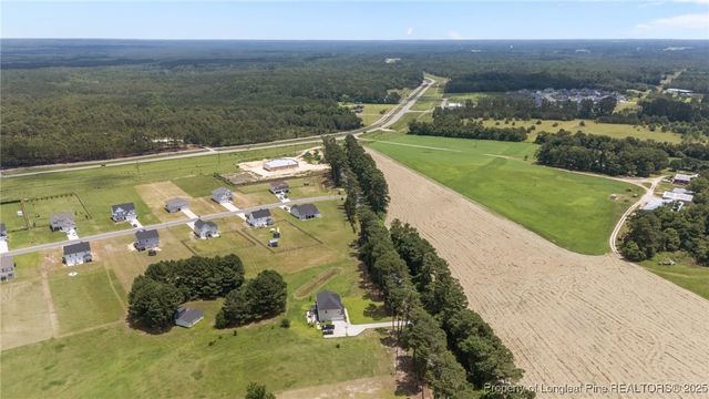 158 Sweet Grass Lane, Raeford, NC 28376
