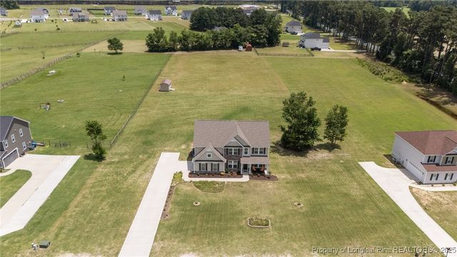 158 Sweet Grass Lane, Raeford, NC 28376