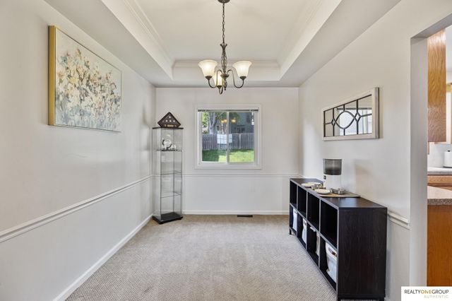 16364 Taylor Street, Omaha, NE 68116