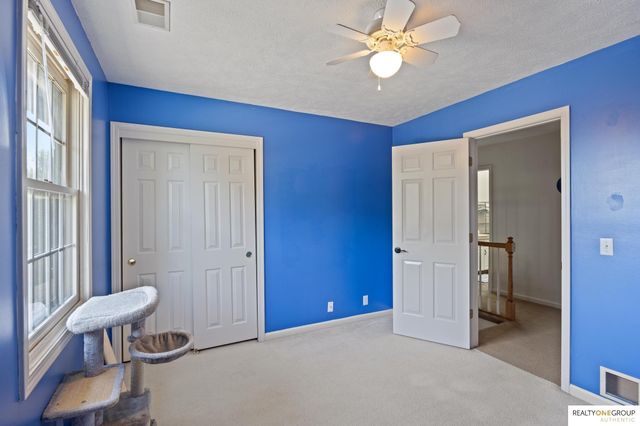 16364 Taylor Street, Omaha, NE 68116