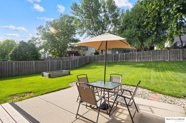 16364 Taylor Street, Omaha, NE 68116