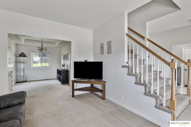 16364 Taylor Street, Omaha, NE 68116