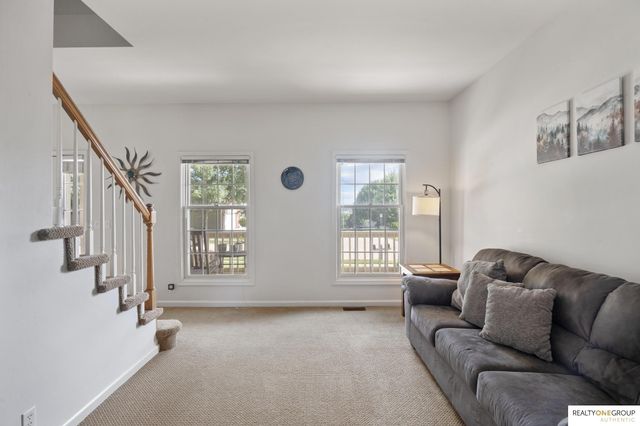 16364 Taylor Street, Omaha, NE 68116