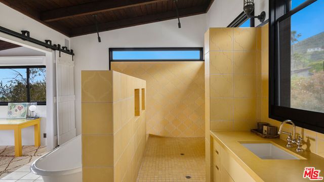 31970 Pacific Coast Highway, Malibu, CA 90265