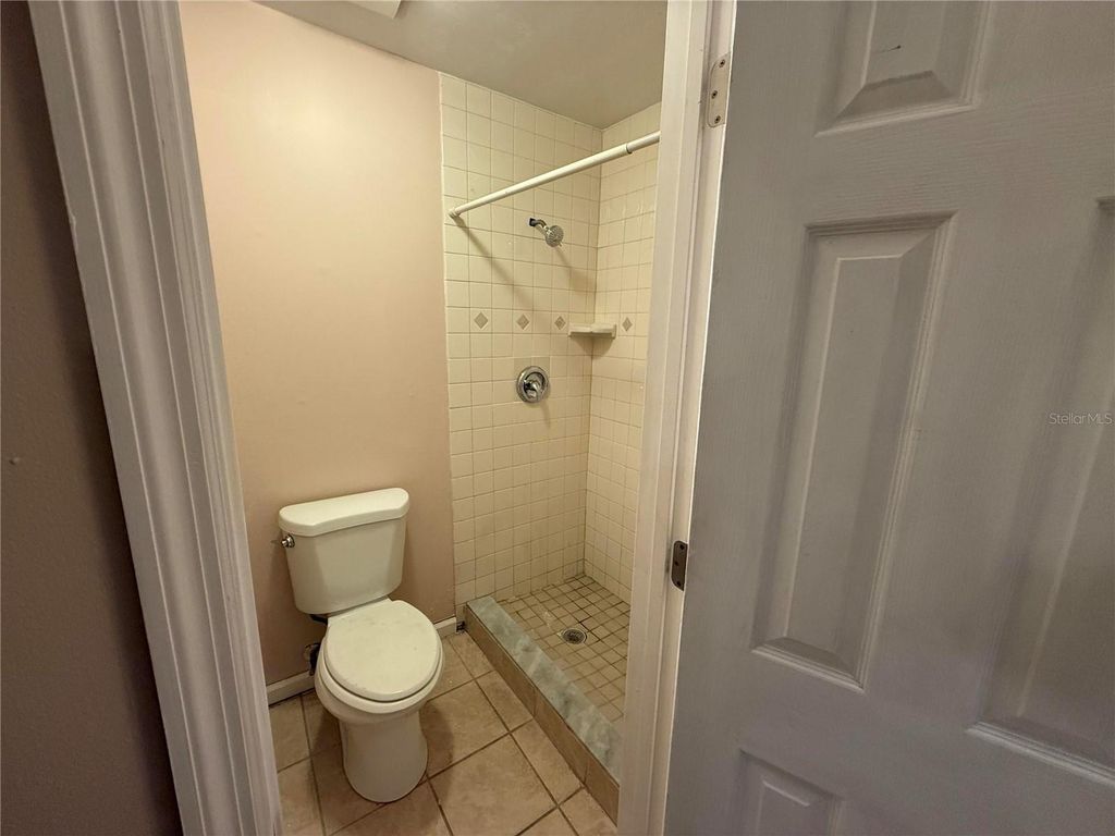 Image 17 of property listing at 5411 MYRICA ROAD, Orlando, FL 32810