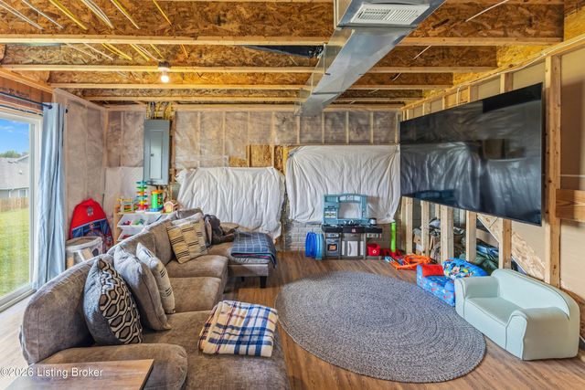 1550 Robin Rd, Shelbyville, KY 40065