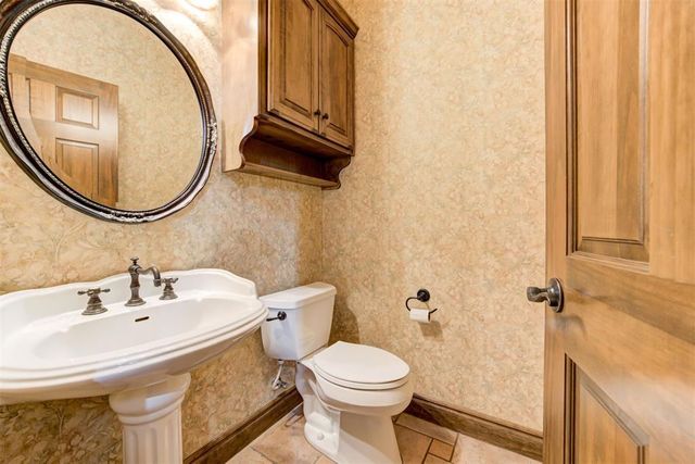 1918 Winding Ridge Road, Edmond, OK 73034